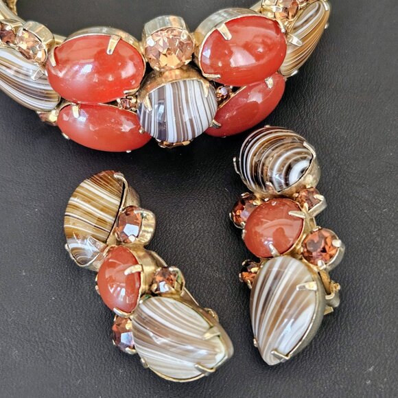 Vintage Rhinestone Hinged Bangle Bracelet & Earring Set - Picture 7 of 8